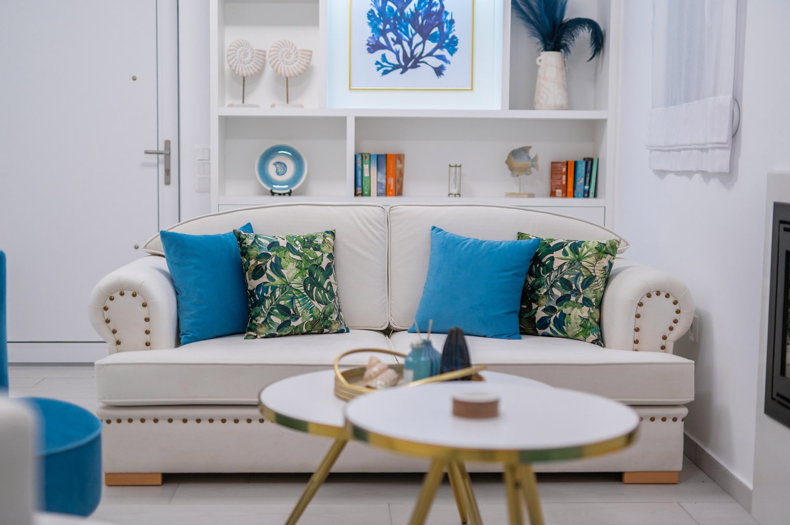 Living room displaying the sofa of the villa.